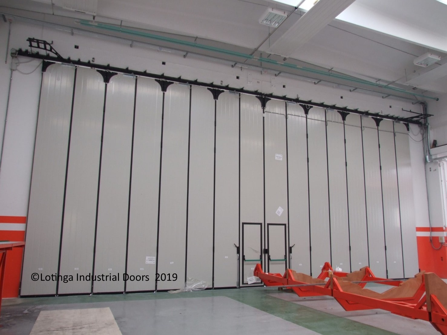 bifolding door / folding doors / concertina doors / door repairs