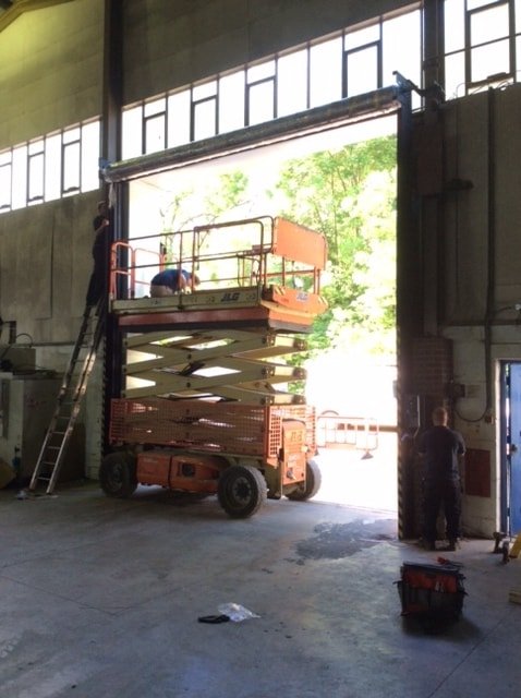 Fast Action Door Works